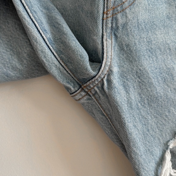 LEVI’S • Wedgie Fit Jeans in Collateral Damage - Picture 6 of 12